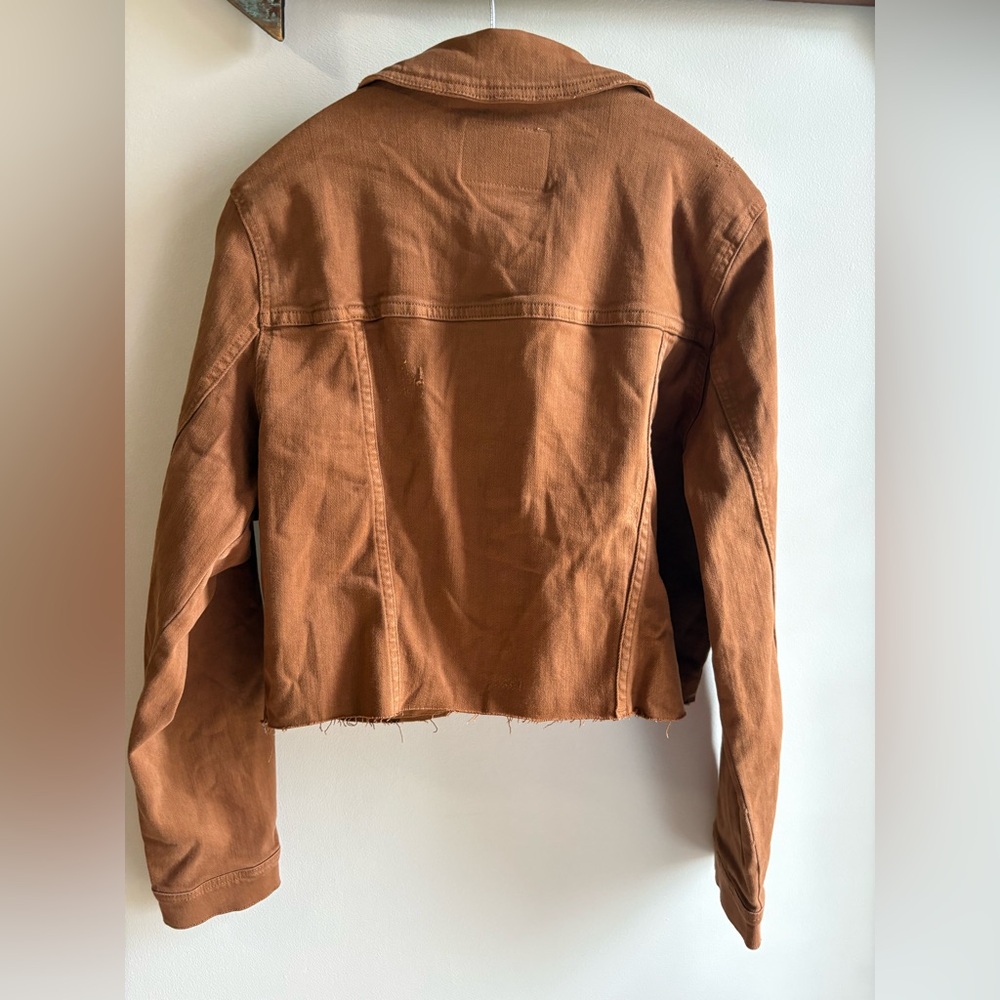 JUDY BLUE CAMEL GARMENT DYED GRINDING CROPPED DENIM JACKET LARGE - Picture 8 of 16